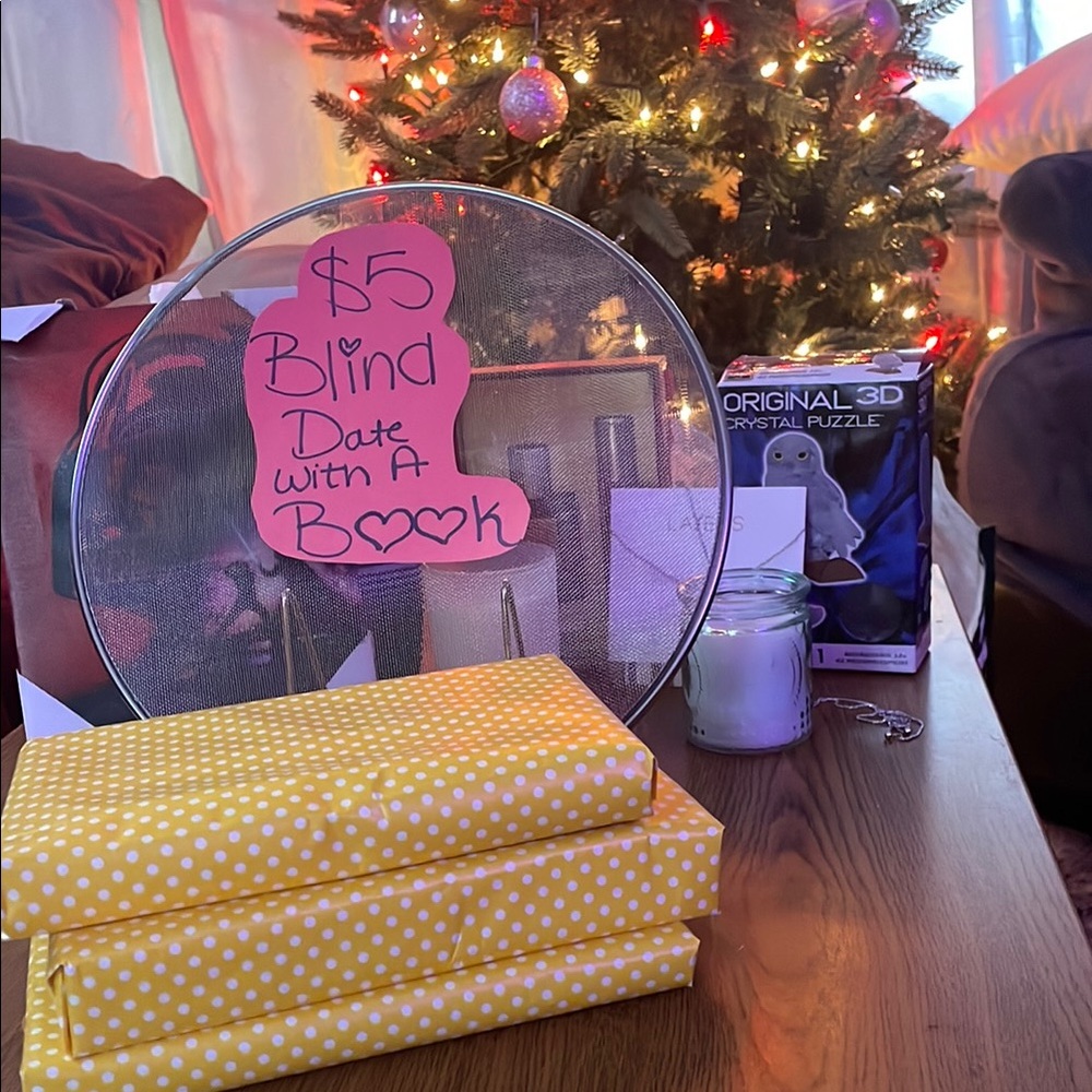 Blind Date with a book!  - Yellow Polka Dot